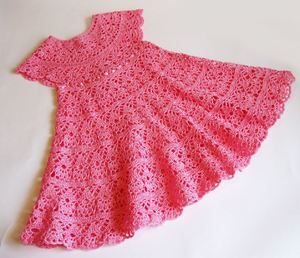 Розовое платье своими руками - вяжем крючком