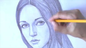 Как последовательно нарисовать портрет девушки карандашом: советы для начинающих