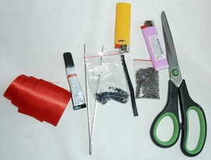 Инструменты и материалы для рукоделия